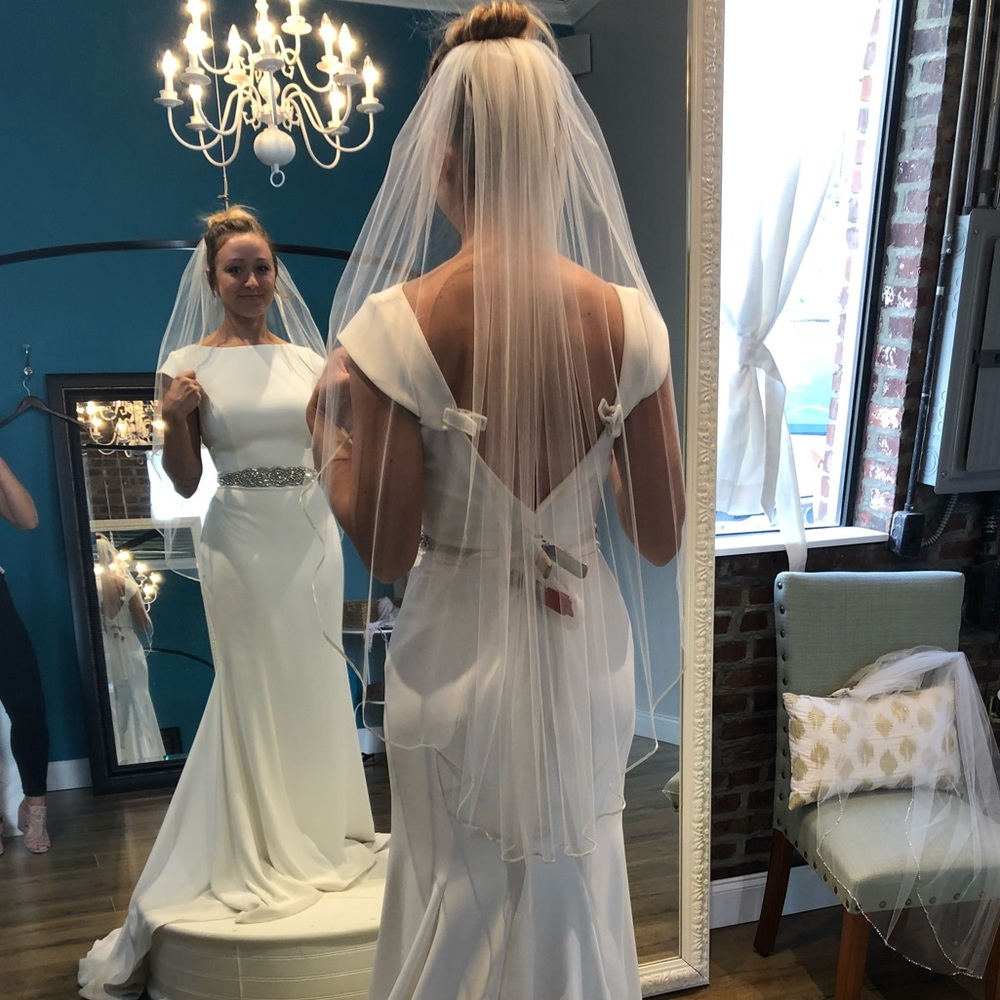 GORGEOUS WEDDING VEIL!